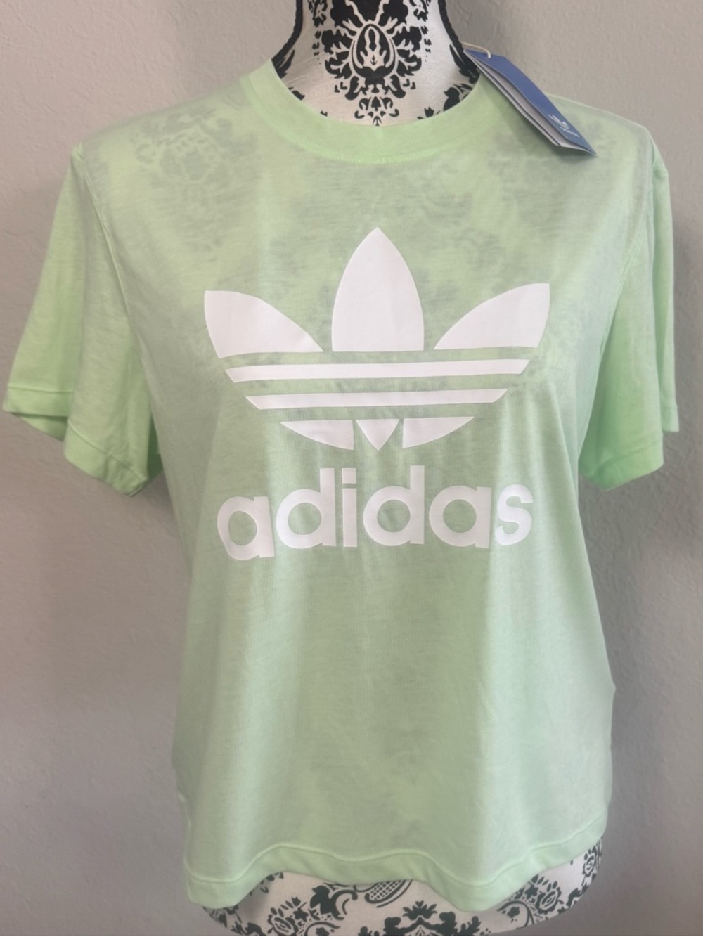 Adidas Women's Adicolor Trefoil Boxy Tee Size Small Semi Green Spark